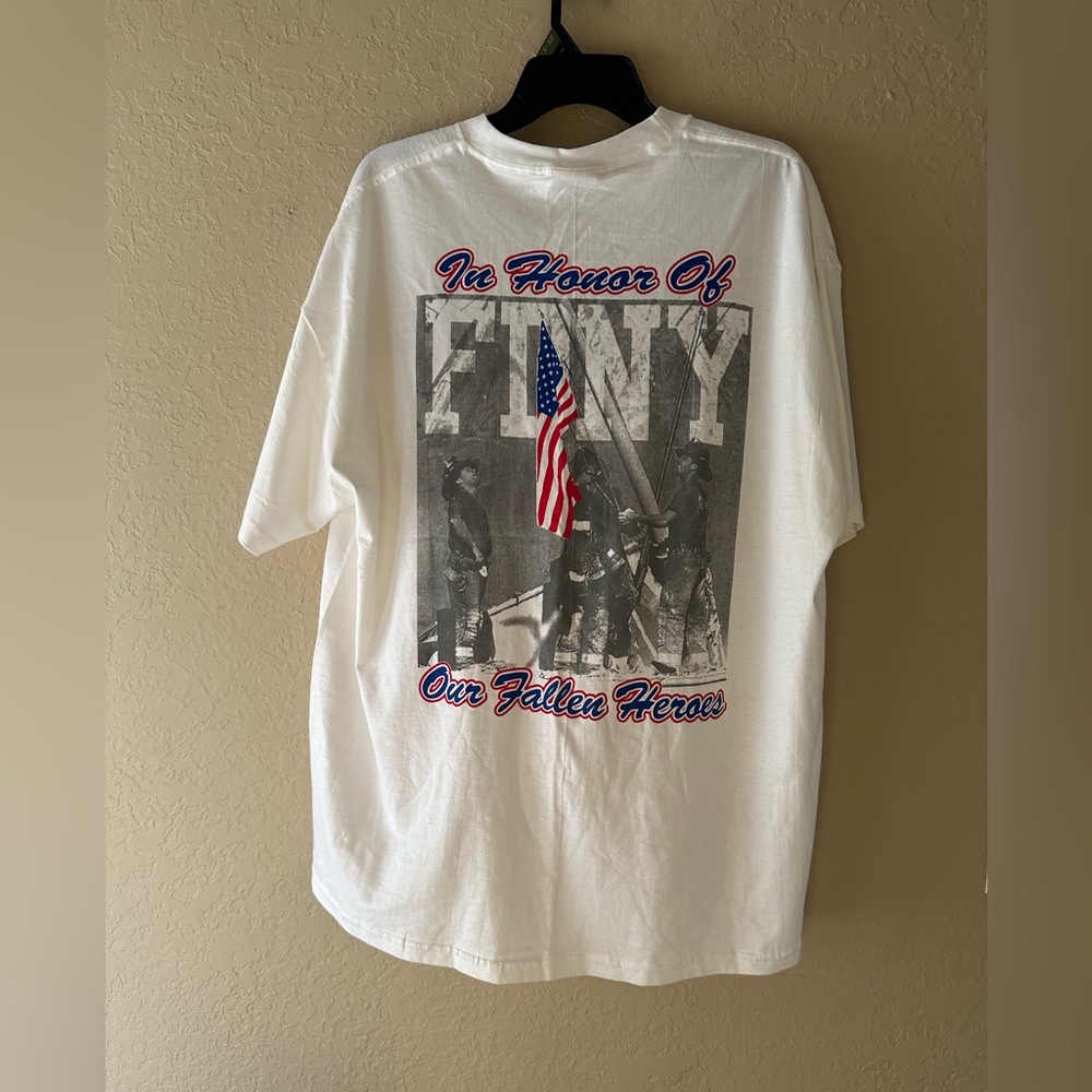 Hanes Comfort Men’s Vtg FDNY Cream White T-Shirt  Sz XL